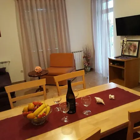 Suzi Appartement *
