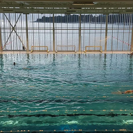 아파트 Family Suzi 로비니